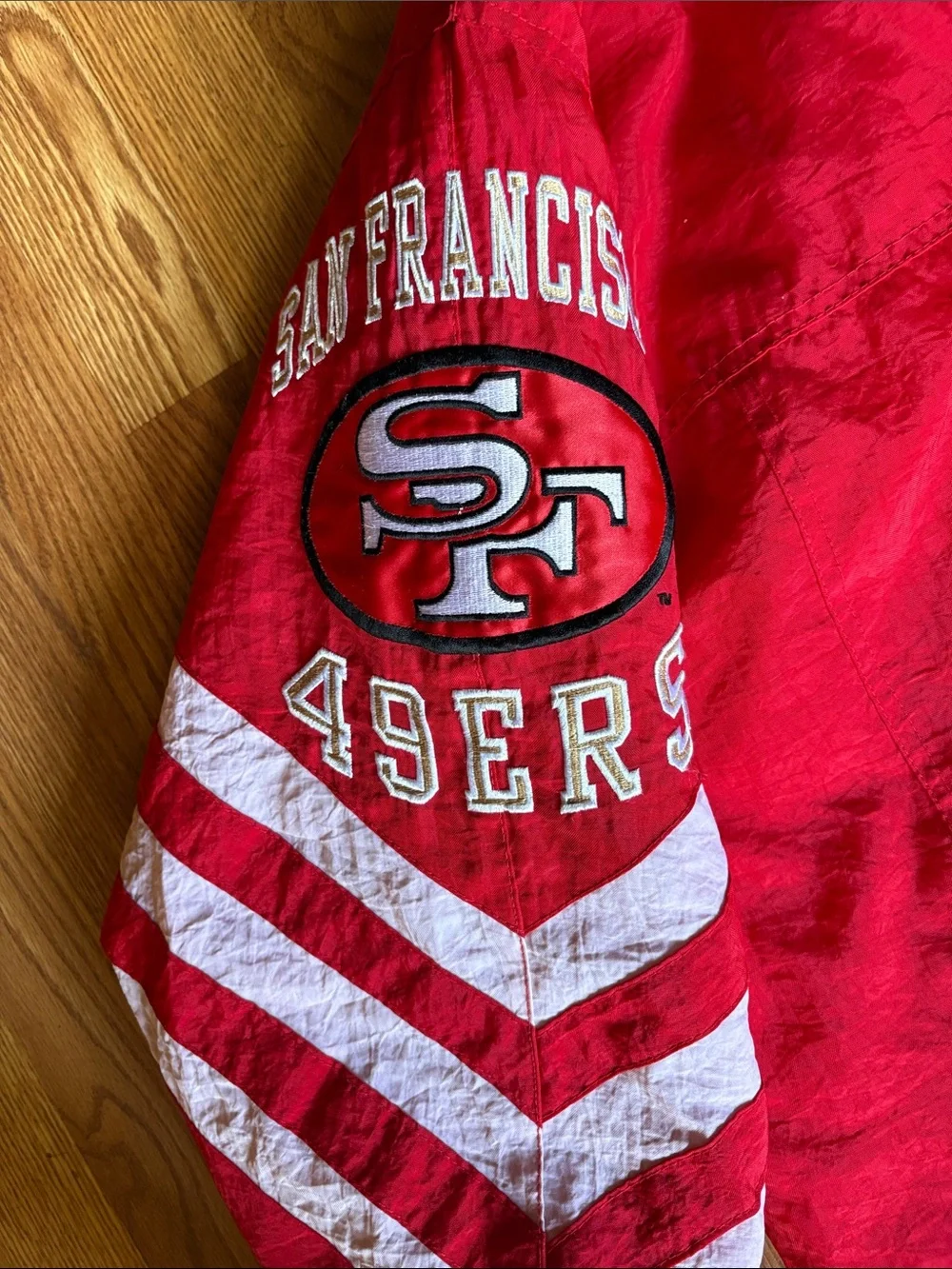 NFL San Francisco 49ers Red and White Mens Puffer Jacket - Picture 4 of 11